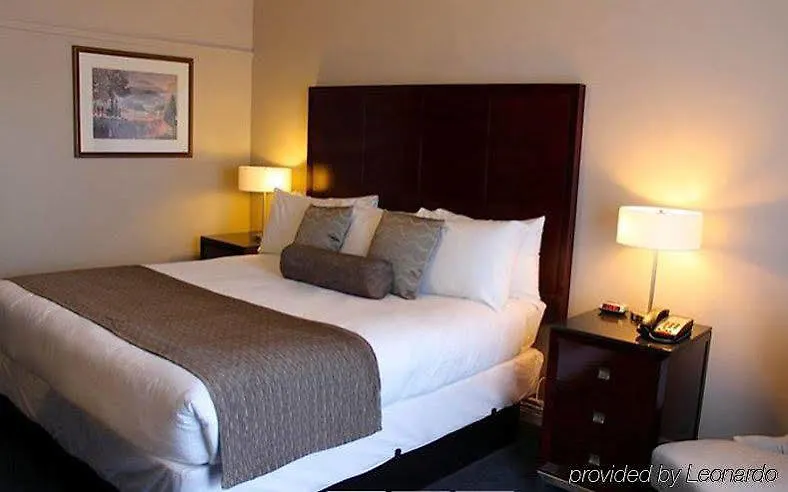 Capital City Center Hotel Victoria